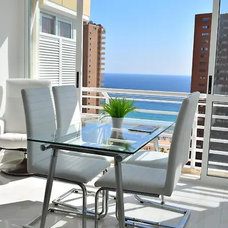 Caballos Vip Playa Levante Apartman *