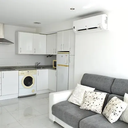 Caballos Vip Playa Levante Apartman *