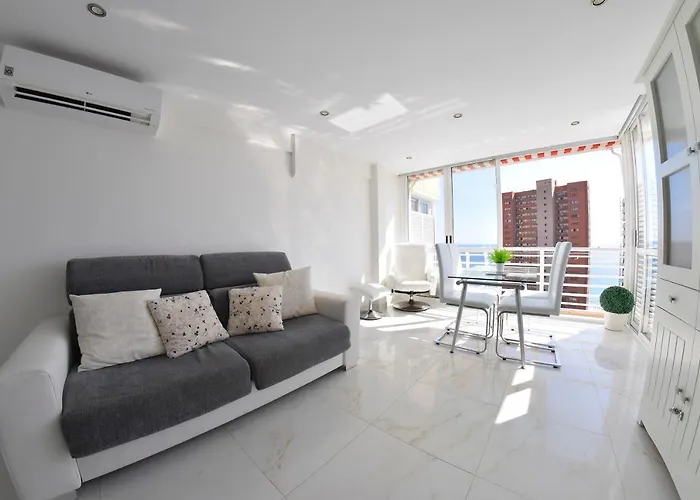 Caballos Vip Playa Levante *