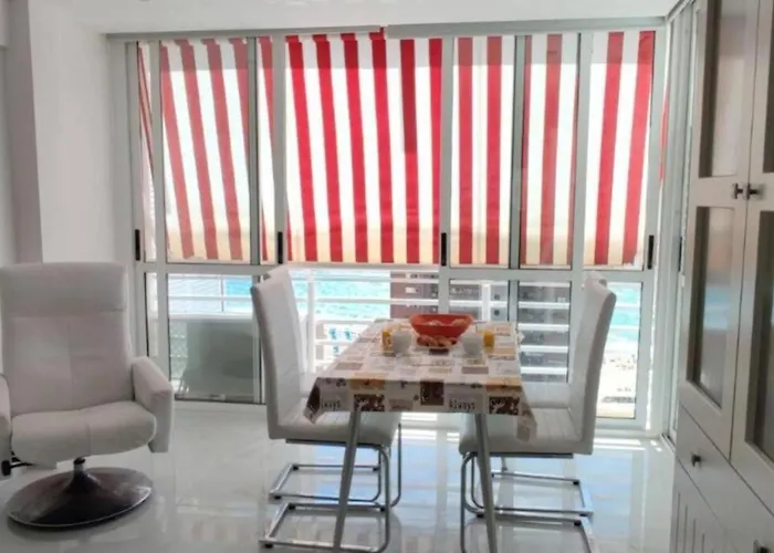 Caballos Vip Playa Levante Apartament